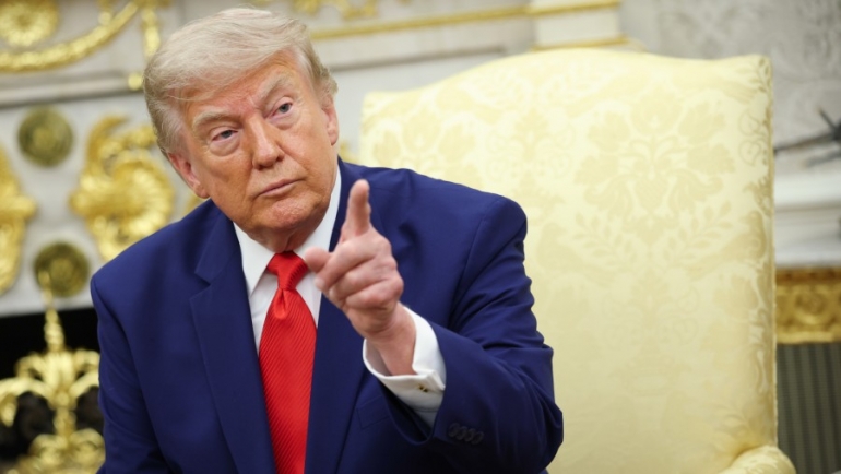 Trump sebut perundingan dengan Iran dimulai Senin