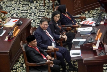 Sebagai Amanat Pasal 34 UUD 1945, Menko Airlangga: Perlinsos di Masa Krisis Melindungi Masyarakat Miskin dan Dilakukan Secara Transparan dan Akuntabel