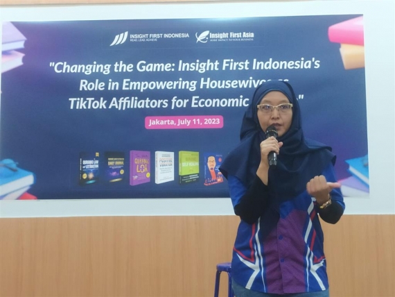 Minat Baca Indonesia Kembali Naik Melalui Sosmed