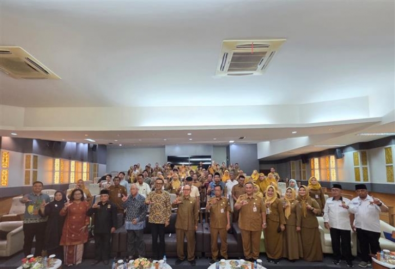 OJK DORONG PENGUATAN LITERASI KEUANGAN BERBASIS NILAI BUDAYA MELAYU.