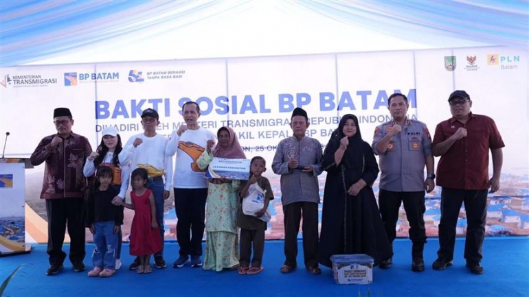 BP Batam Gelar Bakti Sosial, Hadirkan Senyum Warga Rempang Eco-City