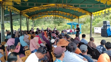 Kampanye di Desa Tapau, Natuna, Rudi Komitmen Optimalkan Layanan Transportasi untuk Dorong Komoditas Lokal