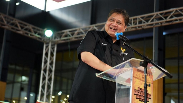 Kunjungi Batam, Menko Airlangga Tinjau Lokasi Data Center Nongsa dan Membuka Kejurnas Kickboxing