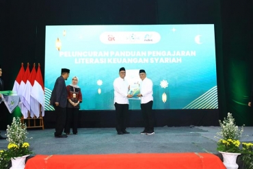 OJK Gelar Santri Cakap Literasi Keuangan Syariah (SAKINAH)