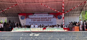 BNN RI DAN DESK PEMBERANTASAN NARKOBA MUSNAHKAN 2 TON SABU, BUKTI NYATA AKUNTABILITAS DAN TRANSPARANSI