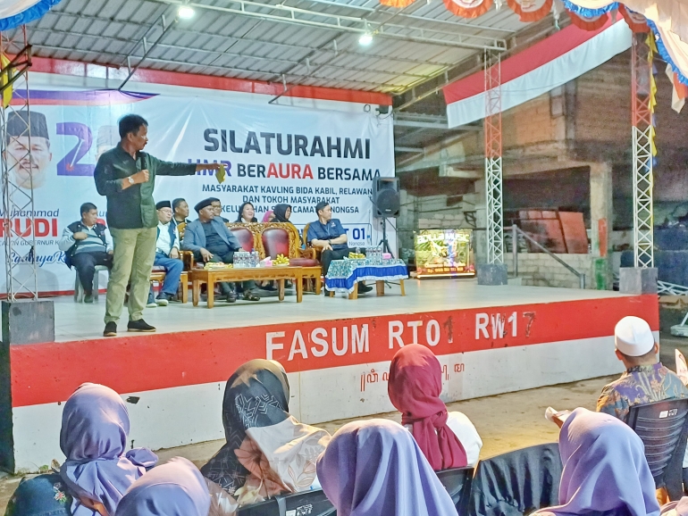 Ingin Atasi Ketimpangan di Kepri, Rudi Disambut Masyarakat Kabil dengan Cinta
