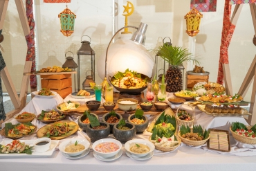 BERBUKA PUASA RAMADAN DI HARRIS BATAM CENTER DENGAN MENU NIKMAT DAN BERLIMPAH