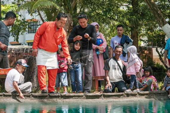 Liburan Makin Seru dengan Mandi Busa dan Istana Balon di HARRIS Resort Waterfront Batam